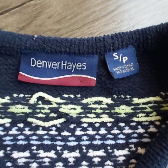 Denver Hays Super Soft Blue V-Neck Sweater - Size Small, 100% Polyester - Picture 8 of 8